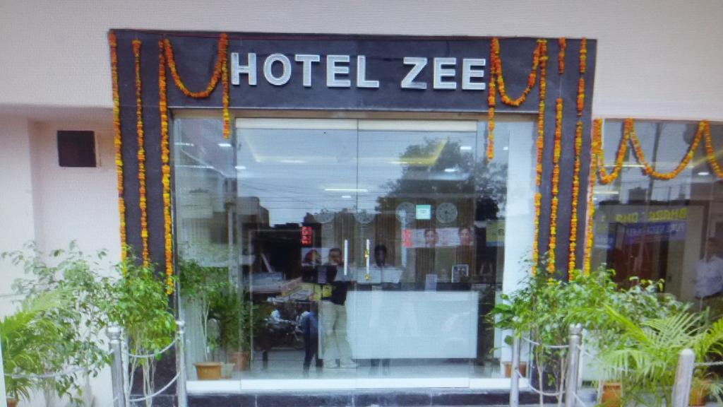 Hotel Zee Agra  Extérieur photo